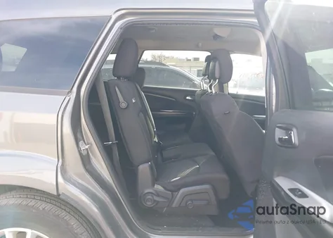 2013 Dodge Journey Sxt z USA, uszkodzony, nr VIN 3C4PDCBG4DT614105